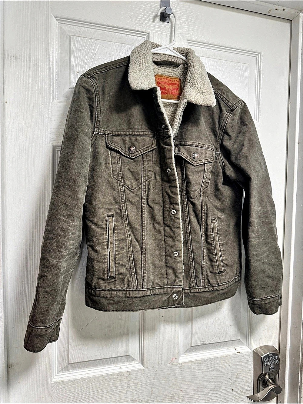 Levi's Sherpa Trucker Jacket Sherpa-Lined Trucker Jacket Gray Medium